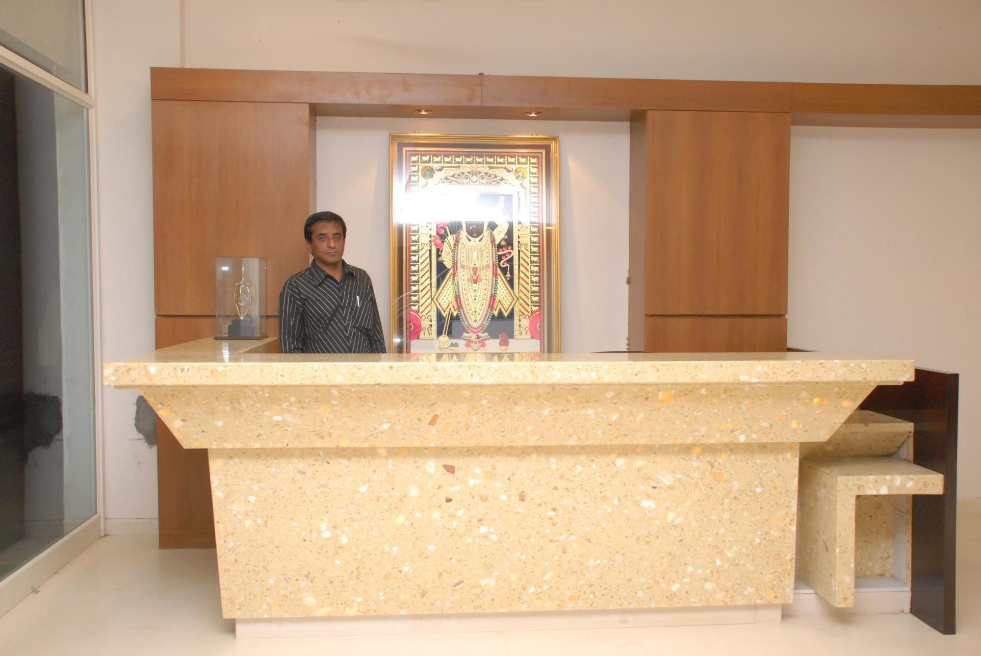Treebo Trend Shree Vilas Nathdwara Ngoại thất bức ảnh